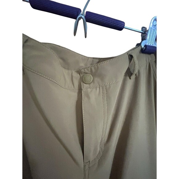 The North Face woman’s  Sand size 14 transformer pants outdoor Nature  Hiking - Picture 4 of 10